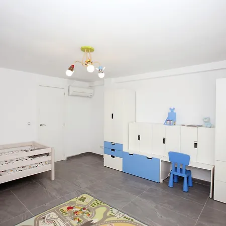Prime Holidays Las Rotas Вилла